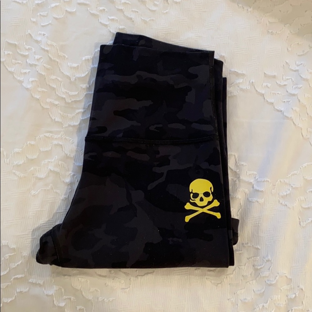 Lululemon align leggings collab with SoulCycle
